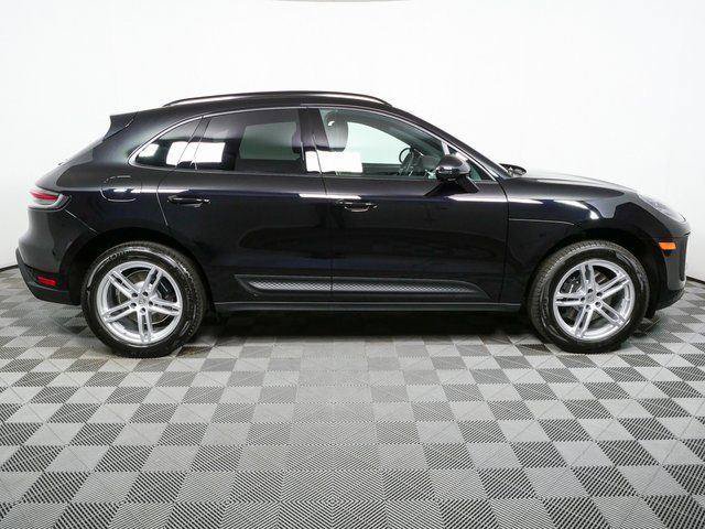 Certified 2026 Porsche Macan AWD/4WD image 7