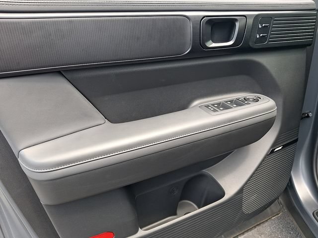 Used 2024 Hyundai Santa Fe Calligraphy AWD/4WD image 12