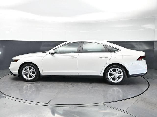 Used 2026 Honda Accord LX image 8