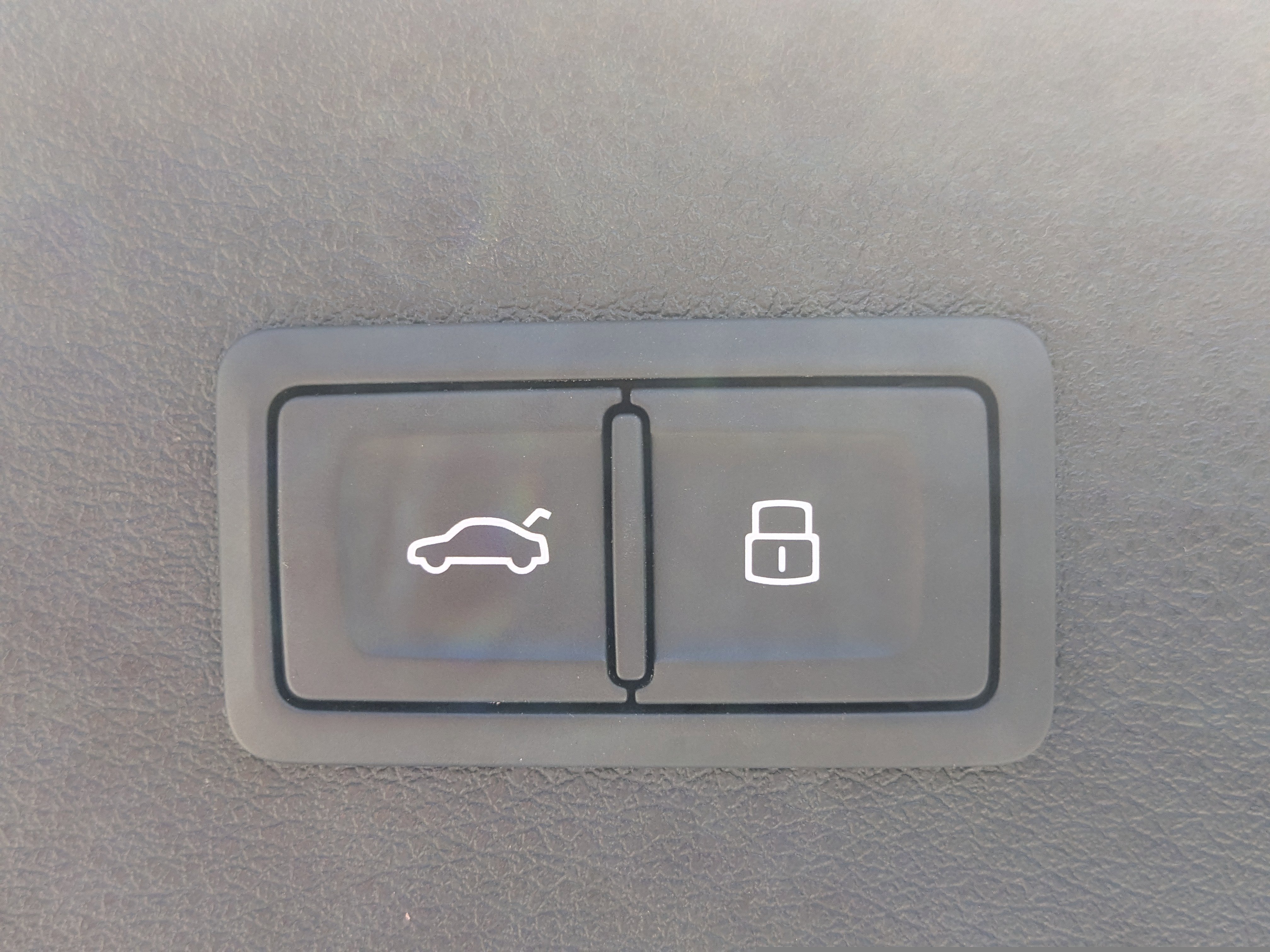 Used 2018 Audi Q3 2.0T Premium Plus w/ Premium Plus Package image 15