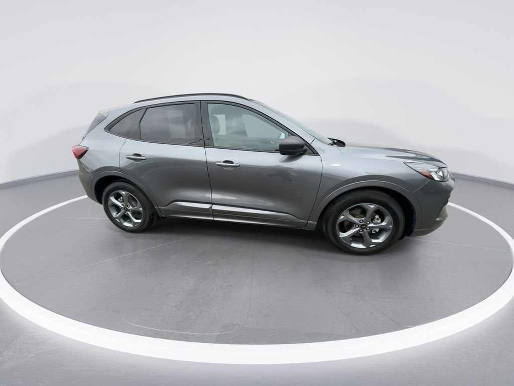 Used 2023 Ford Escape ST-Line w/ Tech Pack #1 image 9