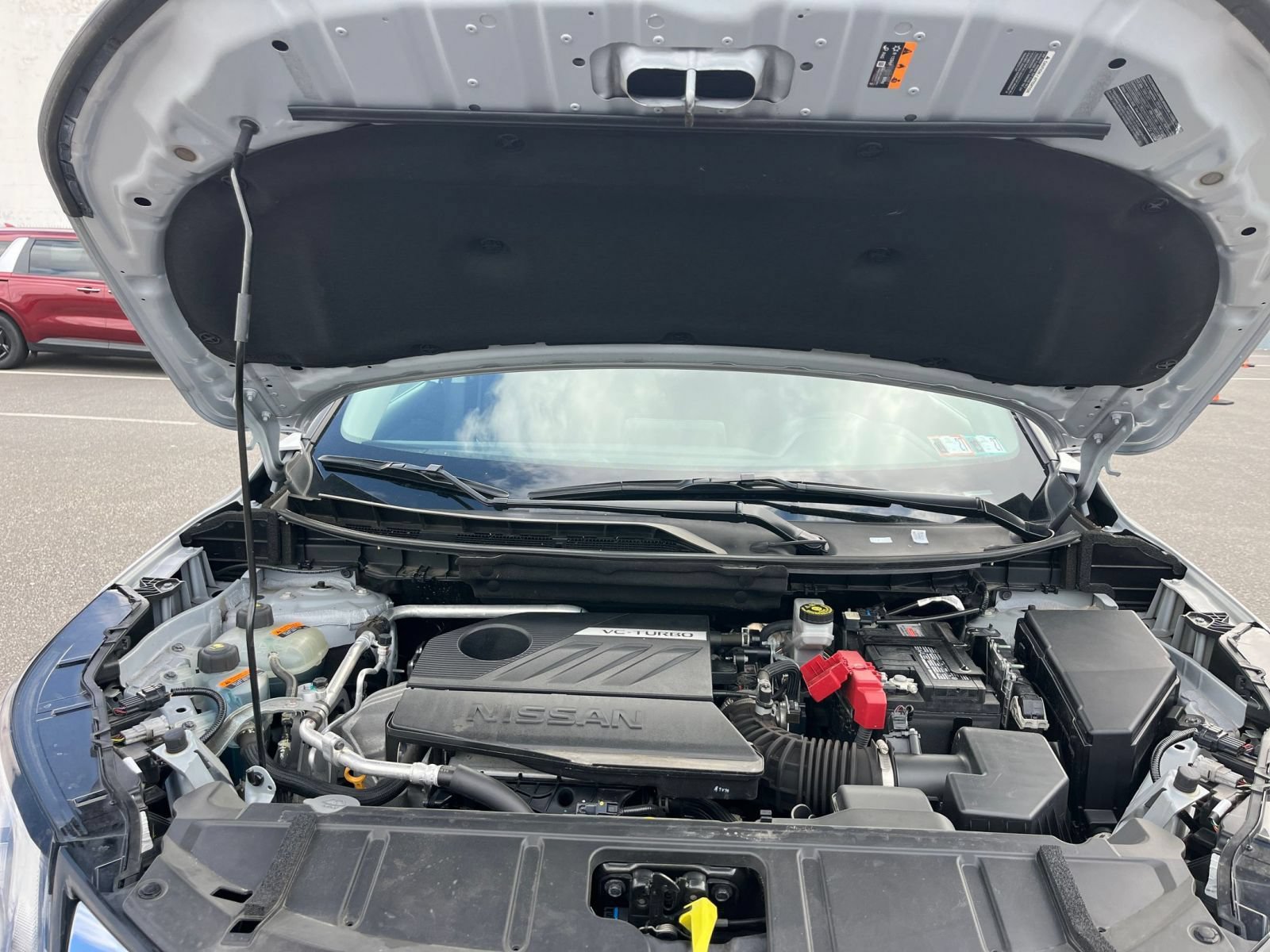 Used 2025 Nissan Rogue SV AWD/4WD image 33