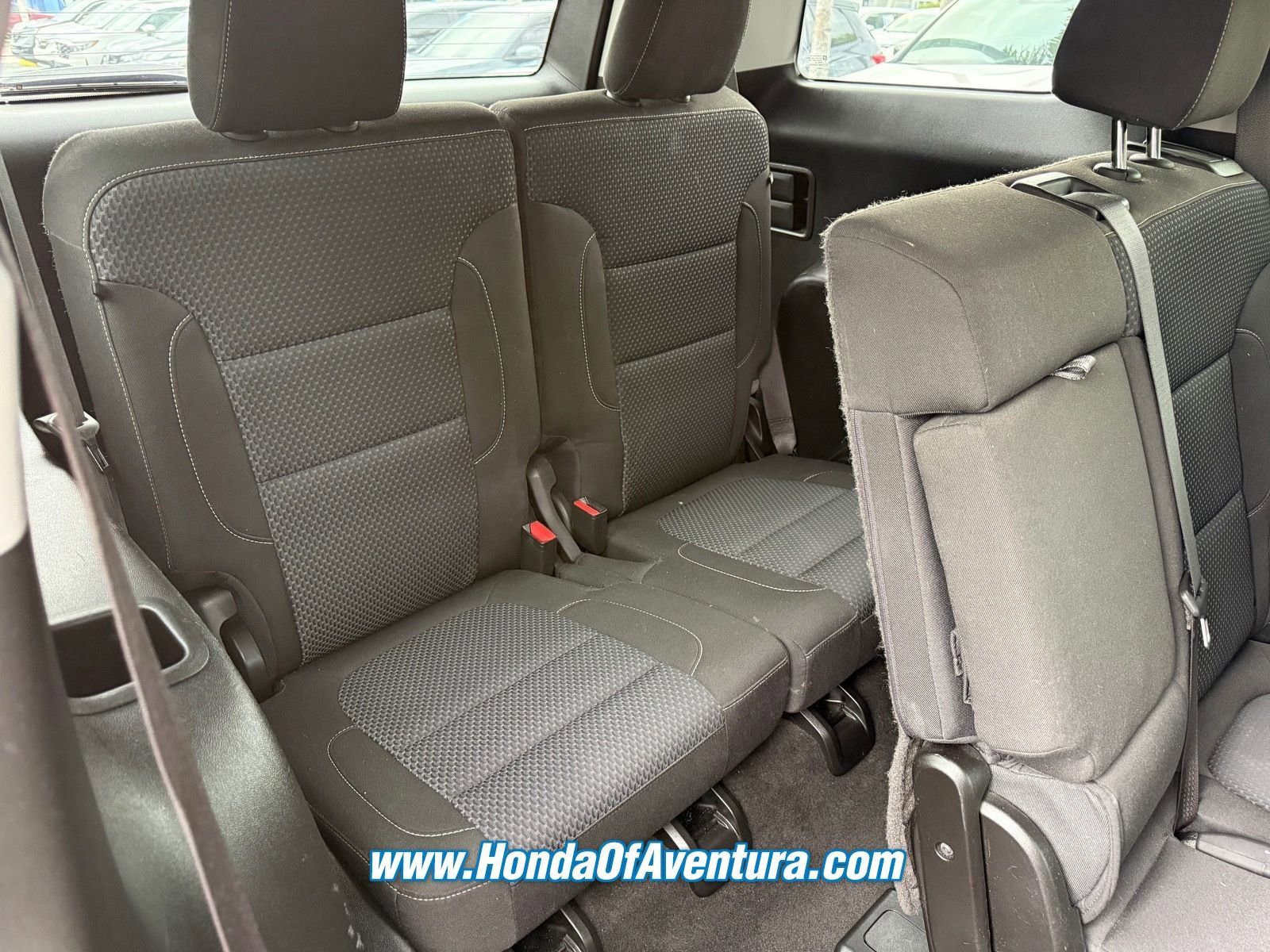 Used 2021 GMC Acadia SLE w/ Driver Convenience Package image 12