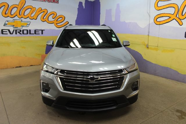 Used 2023 Chevrolet Traverse LT FWD image 3