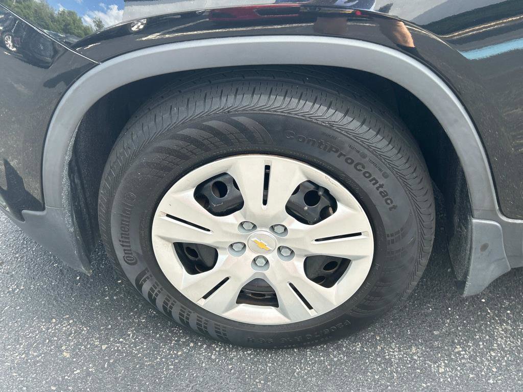 Used 2017 Chevrolet Trax LS image 9