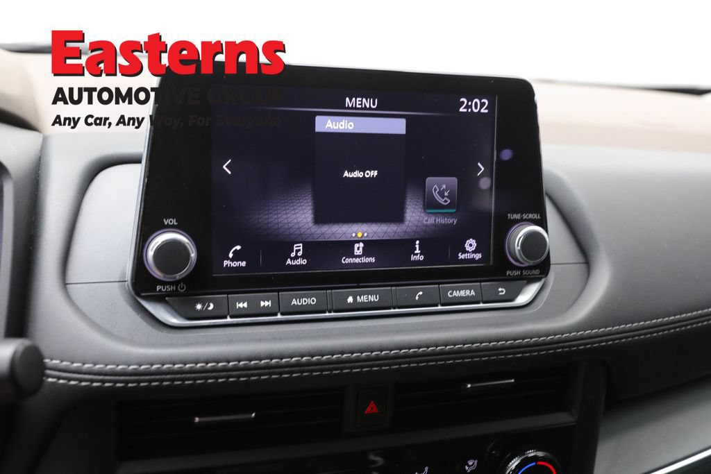 Used 2023 Nissan Rogue S AWD/4WD image 19