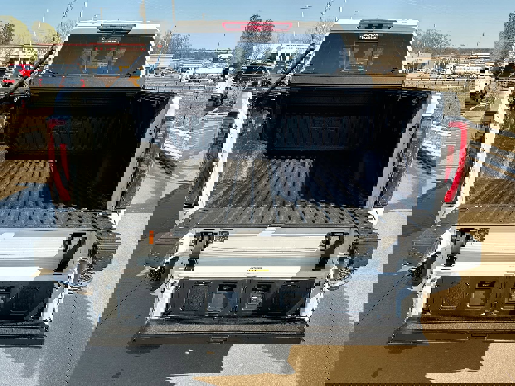 Used 2025 GMC Sierra 3500 AT4 w/ AT4 Preferred Package image 24