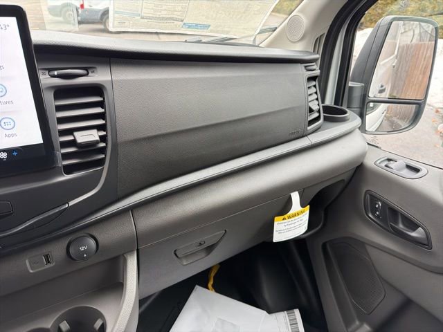 New 2026 Ford Transit 250 148 Medium Roof w/ Load Area Protection Package RWD image 21
