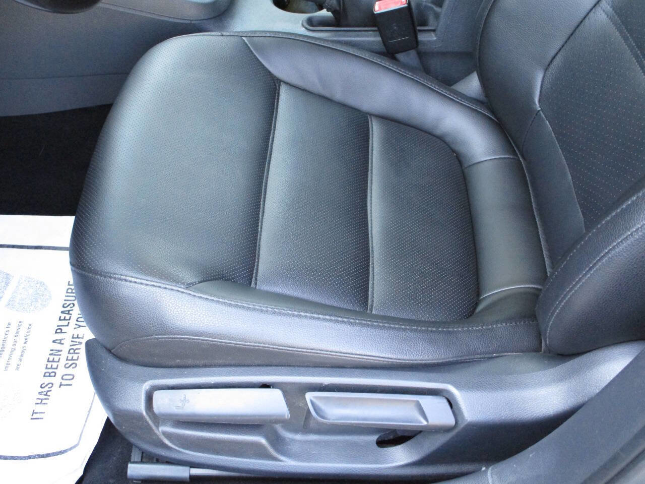 Used 2017 Volkswagen Jetta SE FWD image 10