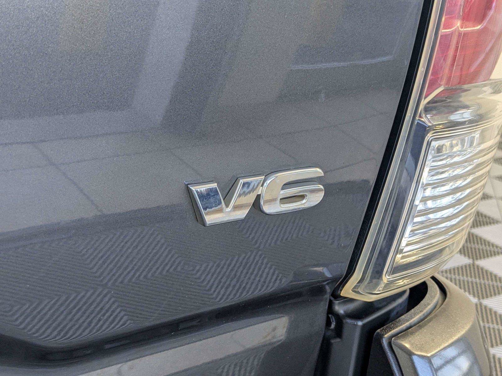 Certified 2022 Toyota Tacoma Limited AWD/4WD image 7