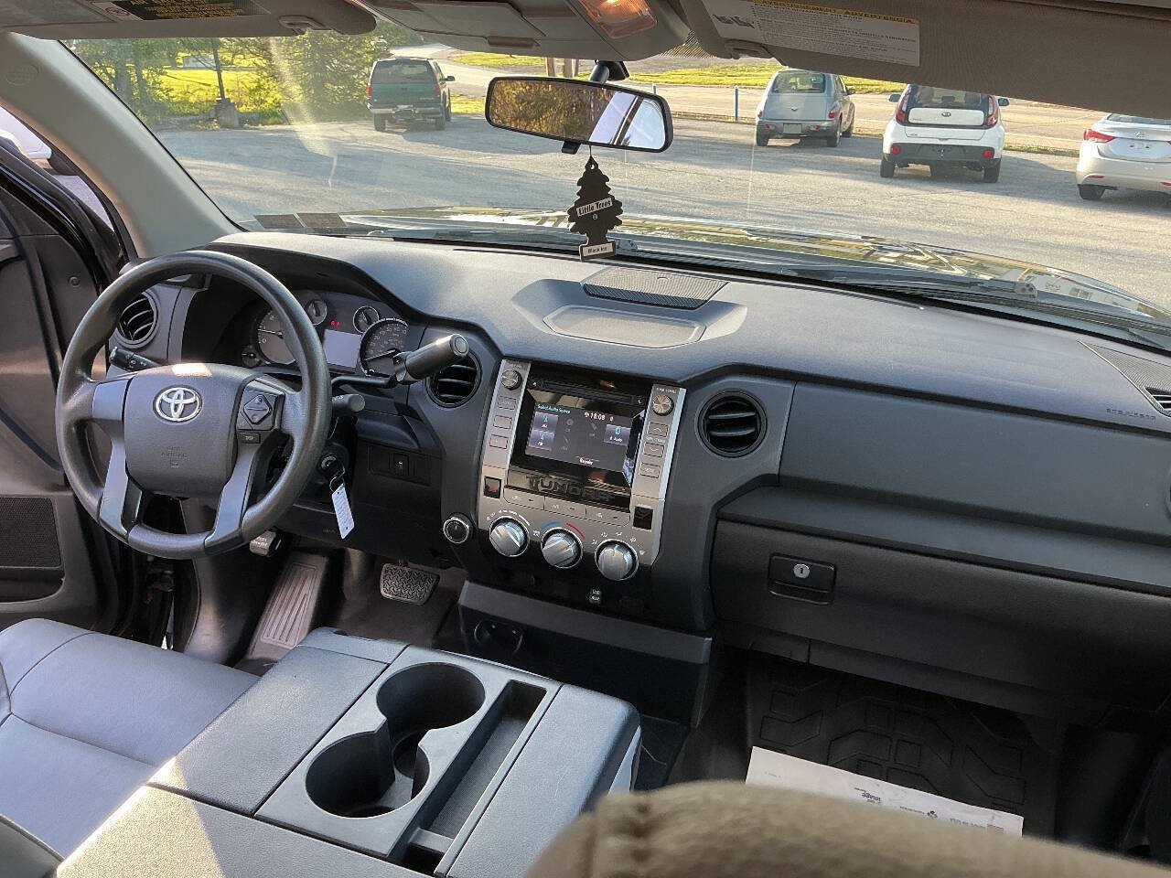 Used 2014 Toyota Tundra SR AWD/4WD image 23