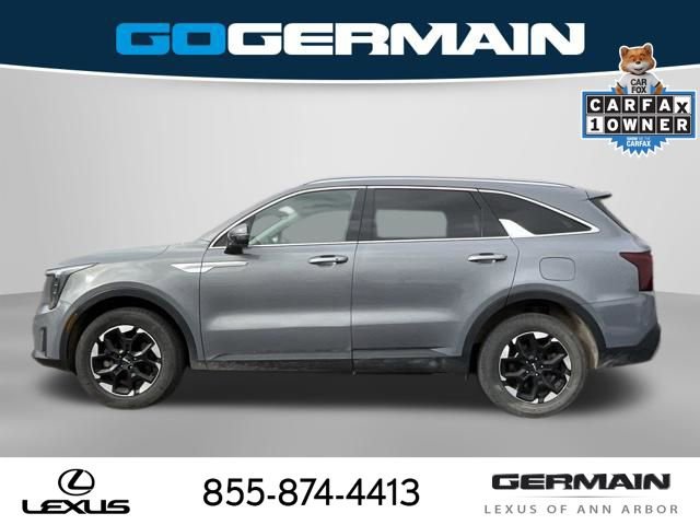 Used 2024 Kia Sorento S image 3