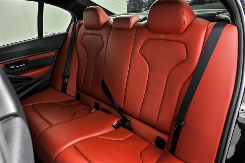 Used 2016 BMW M3 RWD image 19