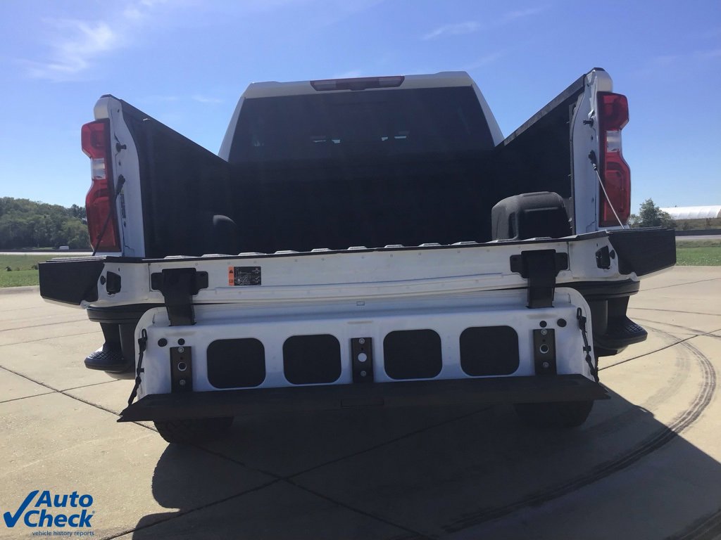 Used 2025 Chevrolet Silverado 1500 ZR2 w/ Technology Package image 7