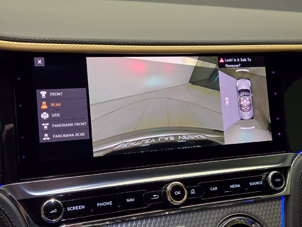 Used 2021 Bentley Continental GT AWD/4WD image 33