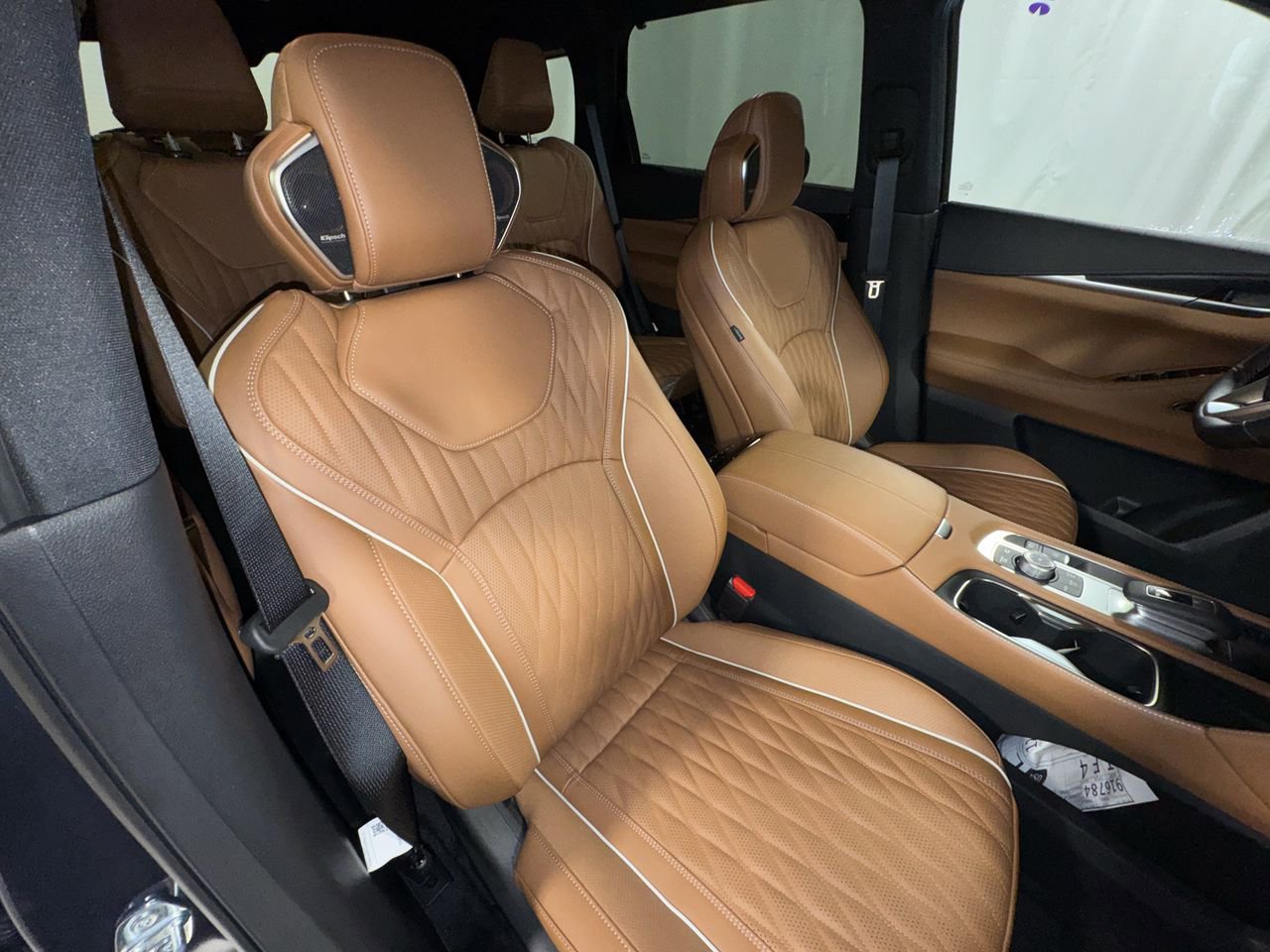 New 2026 INFINITI QX60 Autograph w/ Dark Cargo Package AWD/4WD image 36