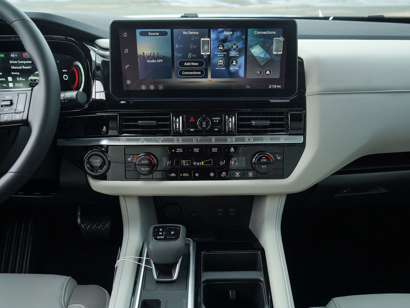 New 2026 Nissan Pathfinder SL w/ SL Premium Package image 16