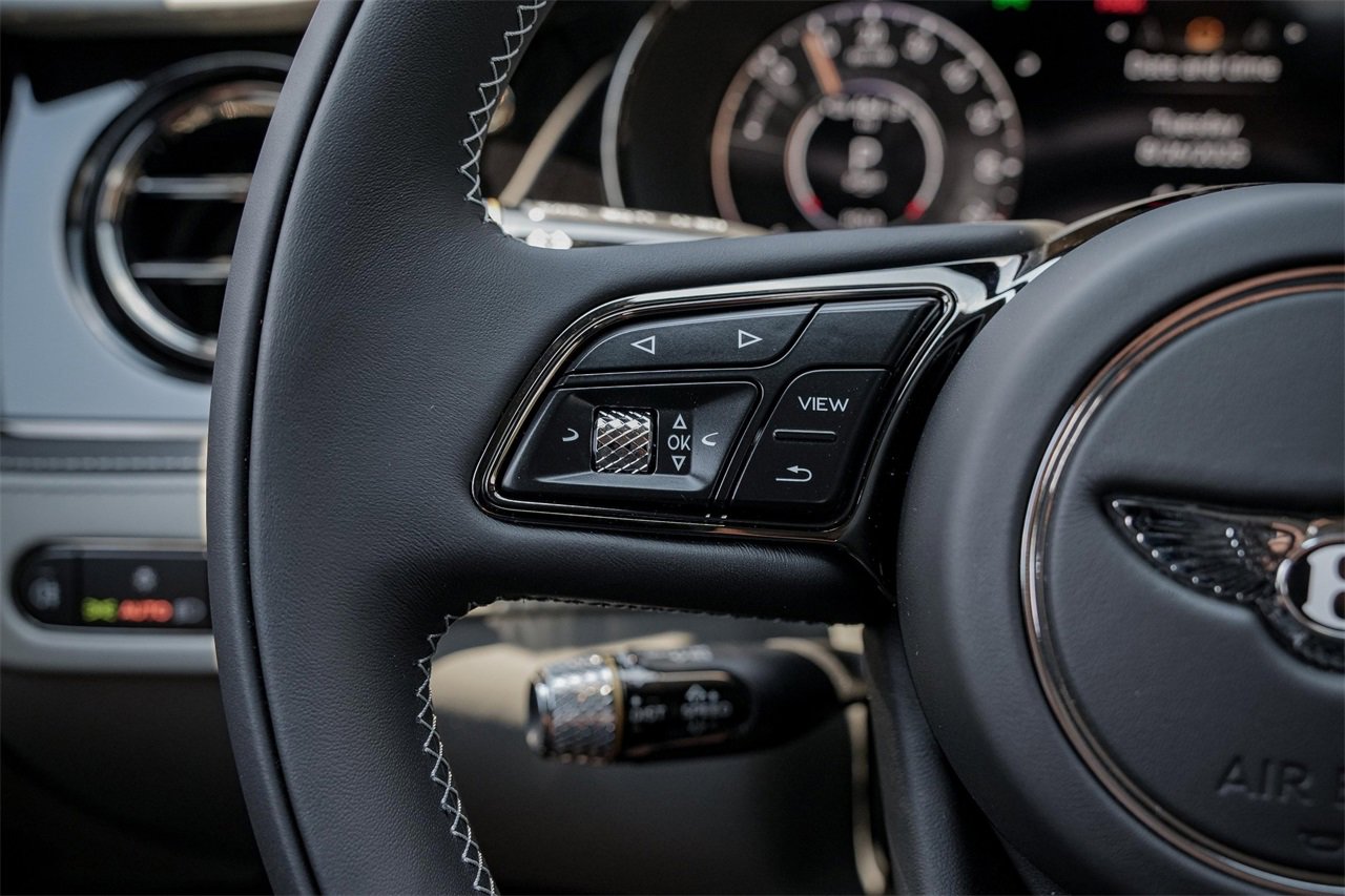 New 2025 Bentley Flying Spur Plug-In Hybrid image 25