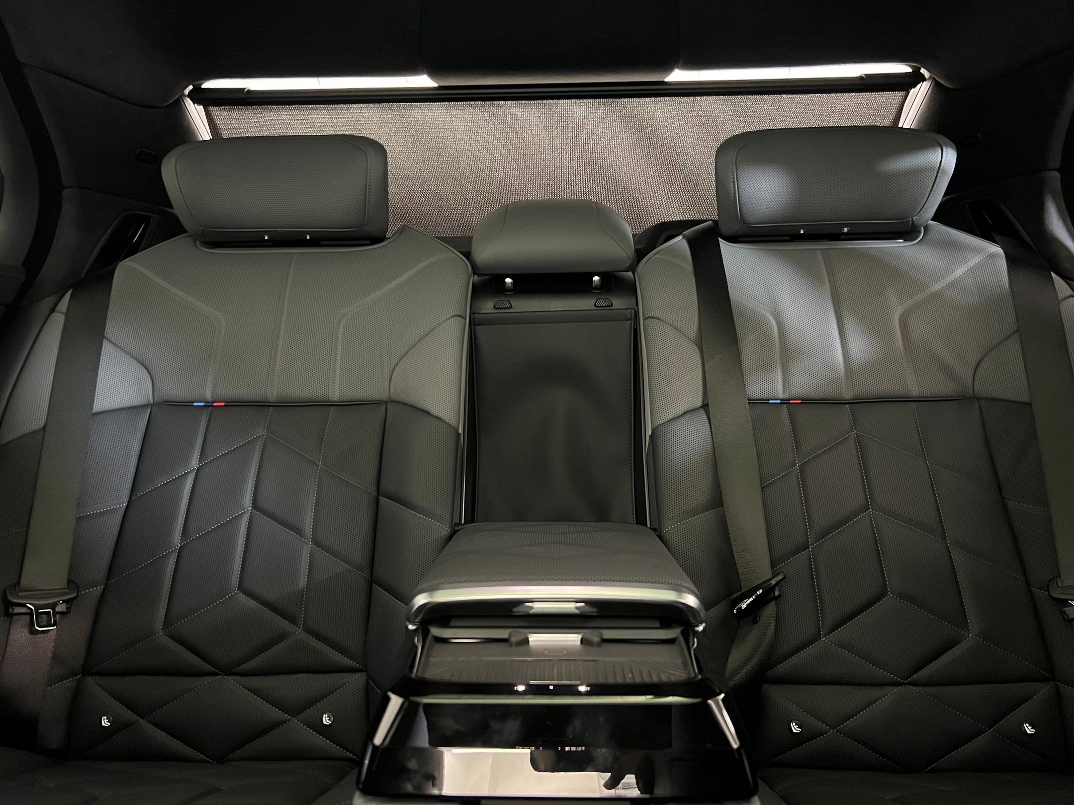 New 2026 BMW i7 eDrive50 w/ Executive Package image 35