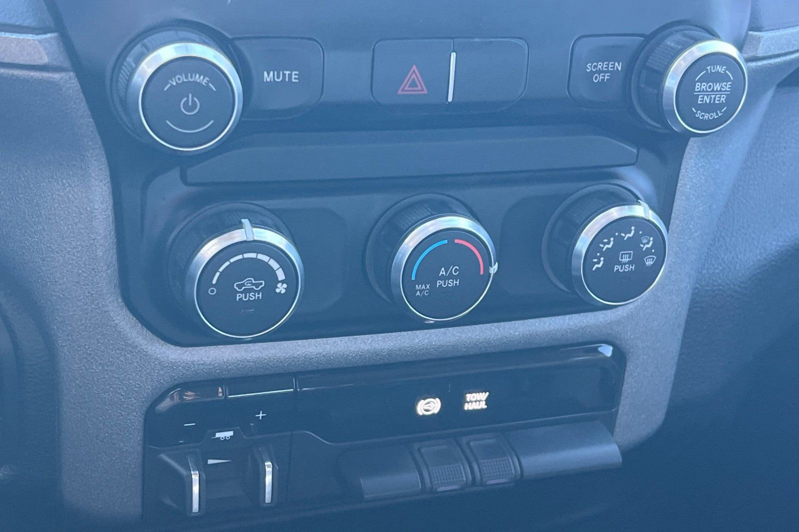 Used 2020 RAM 3500 Tradesman AWD/4WD image 20
