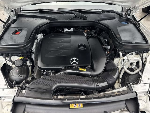 Used 2022 Mercedes-Benz GLC 300 image 10