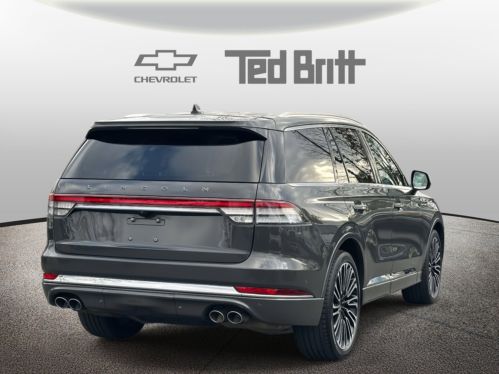 Used 2020 Lincoln Aviator Black Label w/ Dynamic Handling Package image 4