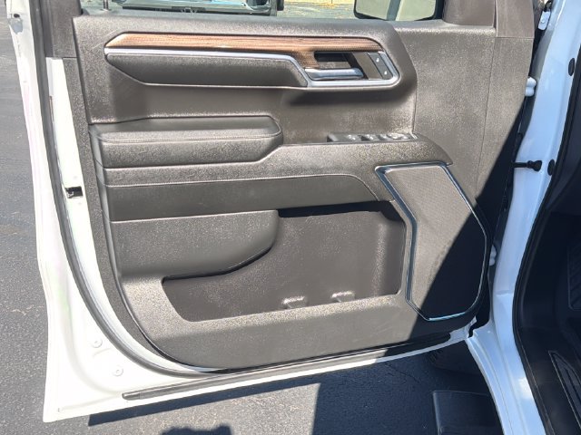 Certified 2024 Chevrolet Silverado 1500 LT AWD/4WD image 10