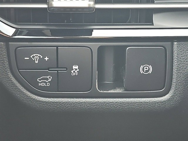 New 2026 Kia Sportage EX image 18