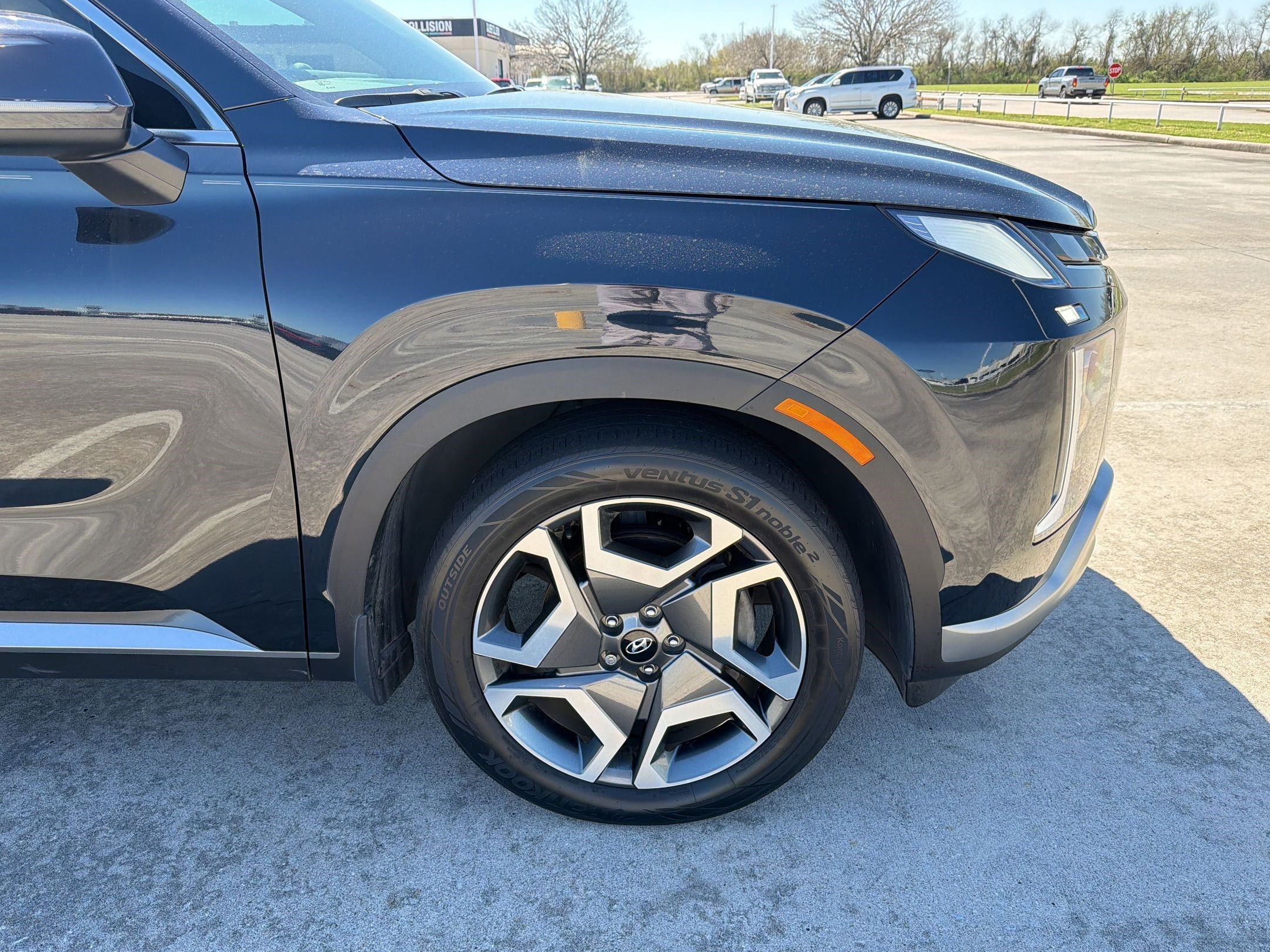 Used 2023 Hyundai Palisade Limited w/ Cargo Package AWD/4WD image 10