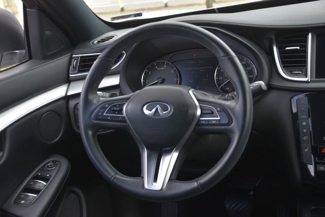 Used 2021 INFINITI QX50 Luxe w/ Appearance Package AWD/4WD image 19