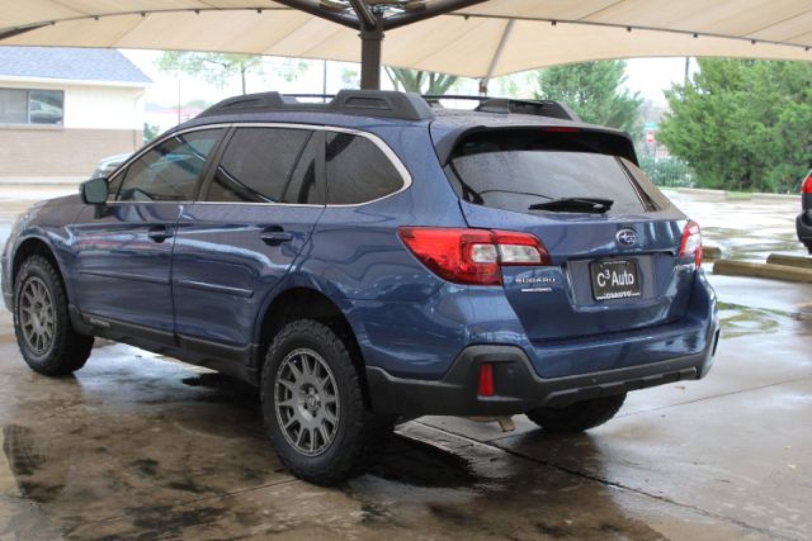 Used 2019 Subaru Outback 2.5i Limited image 8