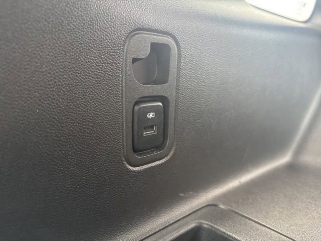Used 2018 Chevrolet Traverse Premier image 42