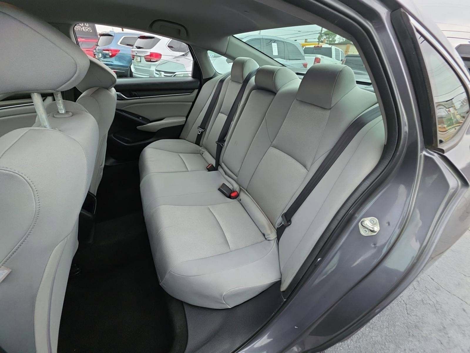 Used 2018 Honda Accord LX image 11