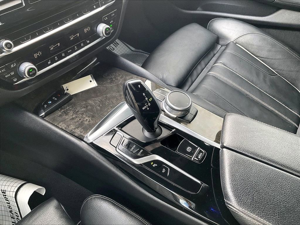 Used 2021 BMW 530i xDrive w/ Convenience Package AWD/4WD image 20