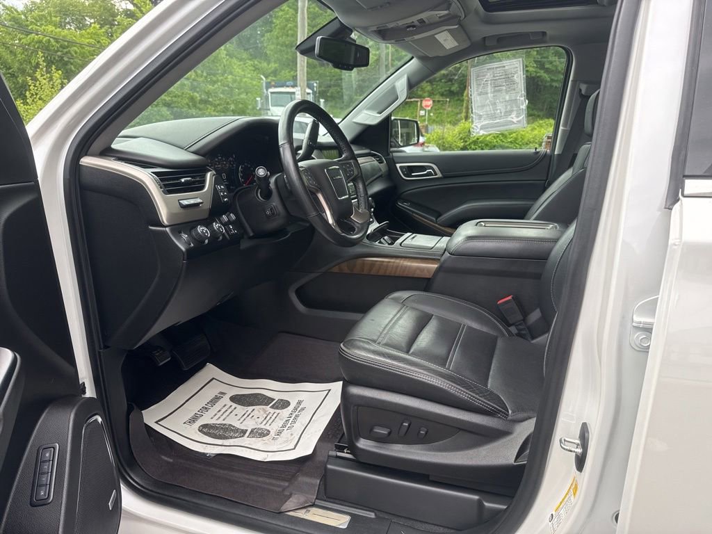 Used 2020 GMC Yukon Denali w/ Denali Ultimate Package AWD/4WD image 18