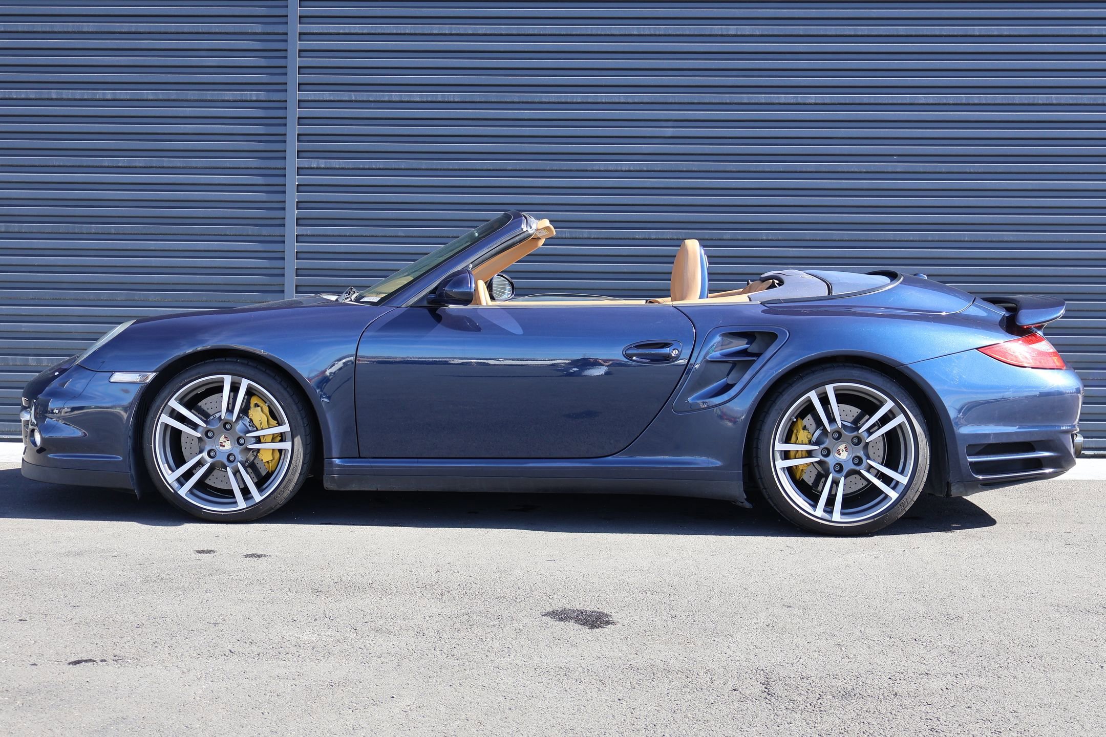 Used 2011 Porsche 911 Turbo S image 29
