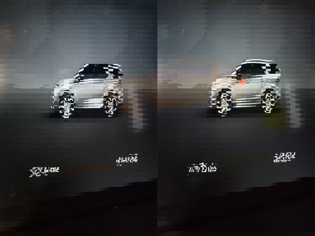 New 2024 Land Rover Discovery Sport Dynamic SE image 18