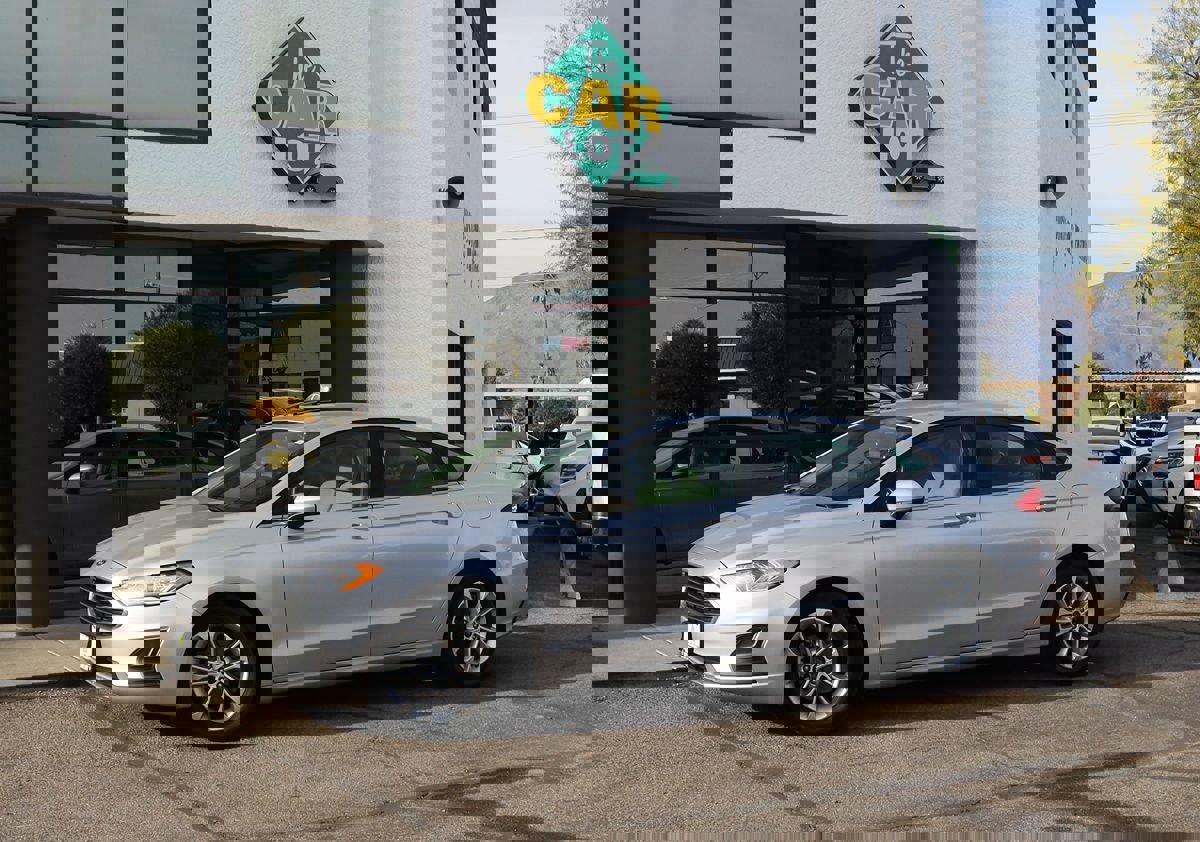 Used 2019 Ford Fusion SE image 4