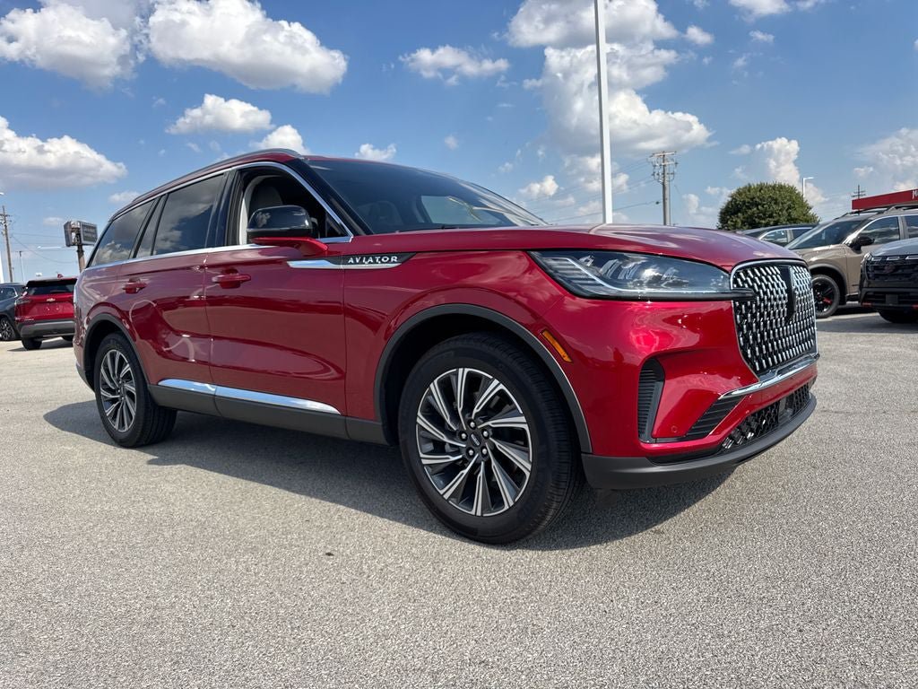 Used 2026 Lincoln Aviator AWD image 9