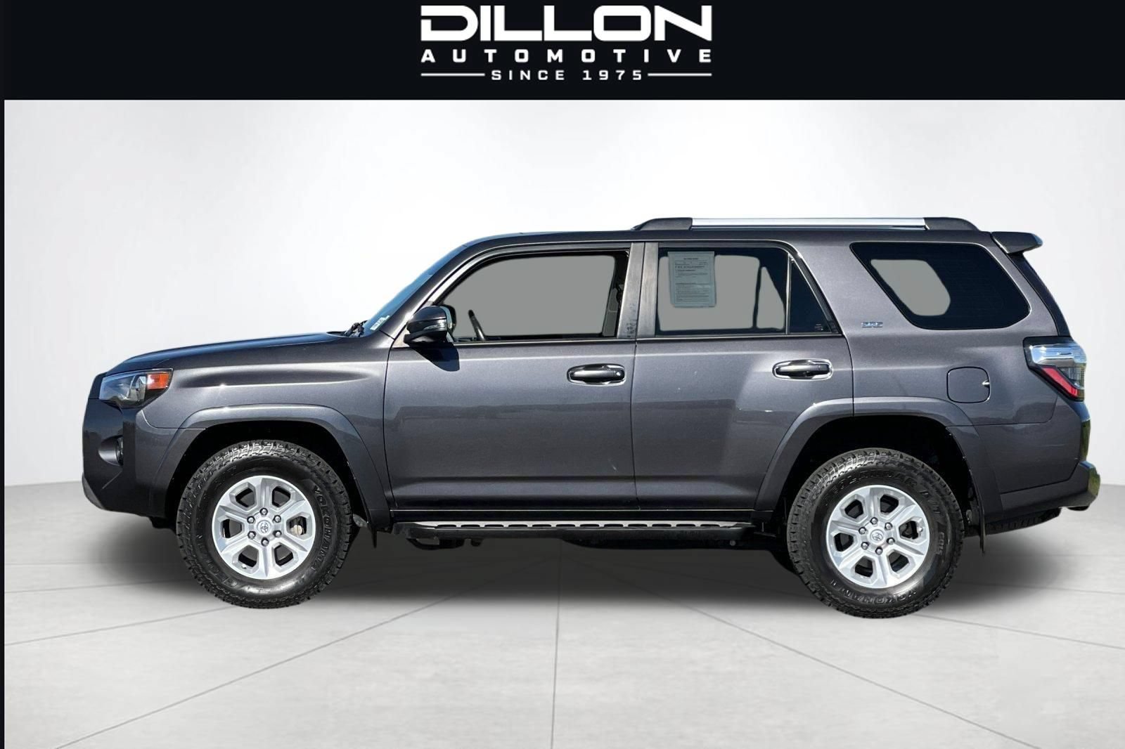 Used 2021 Toyota 4Runner SR5 Premium w/ Moonroof Package AWD/4WD image 37