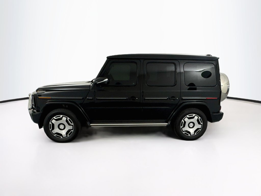Used 2025 Mercedes-Benz G 550 image 8