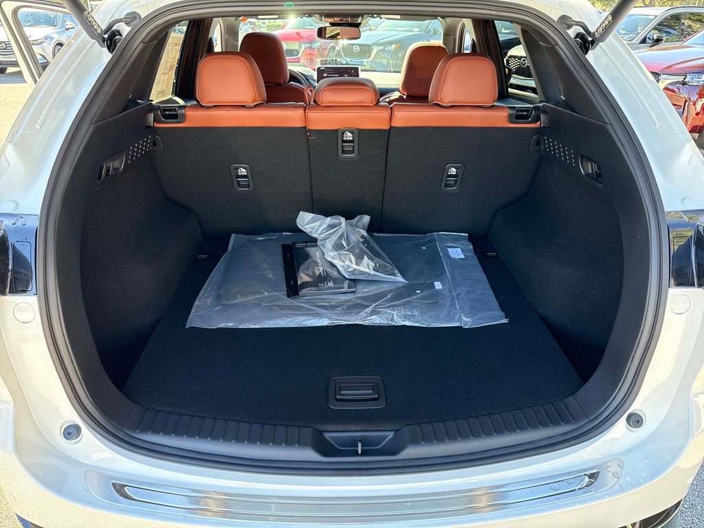 Used 2025 MAZDA CX-5 Carbon Edition image 28