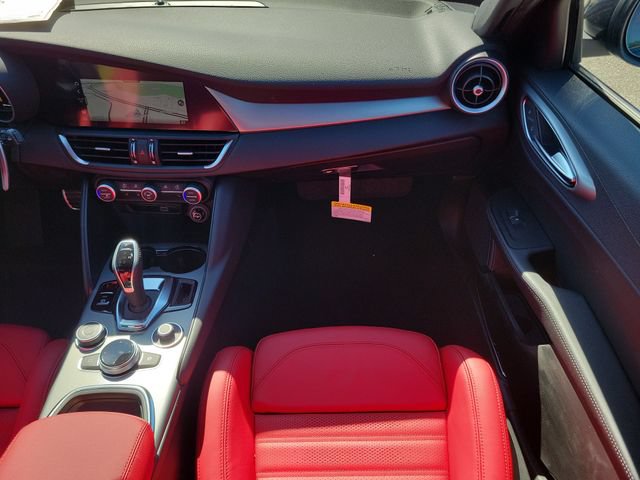 New 2026 Alfa Romeo Giulia w/ Driving Assist Package RWD image 16