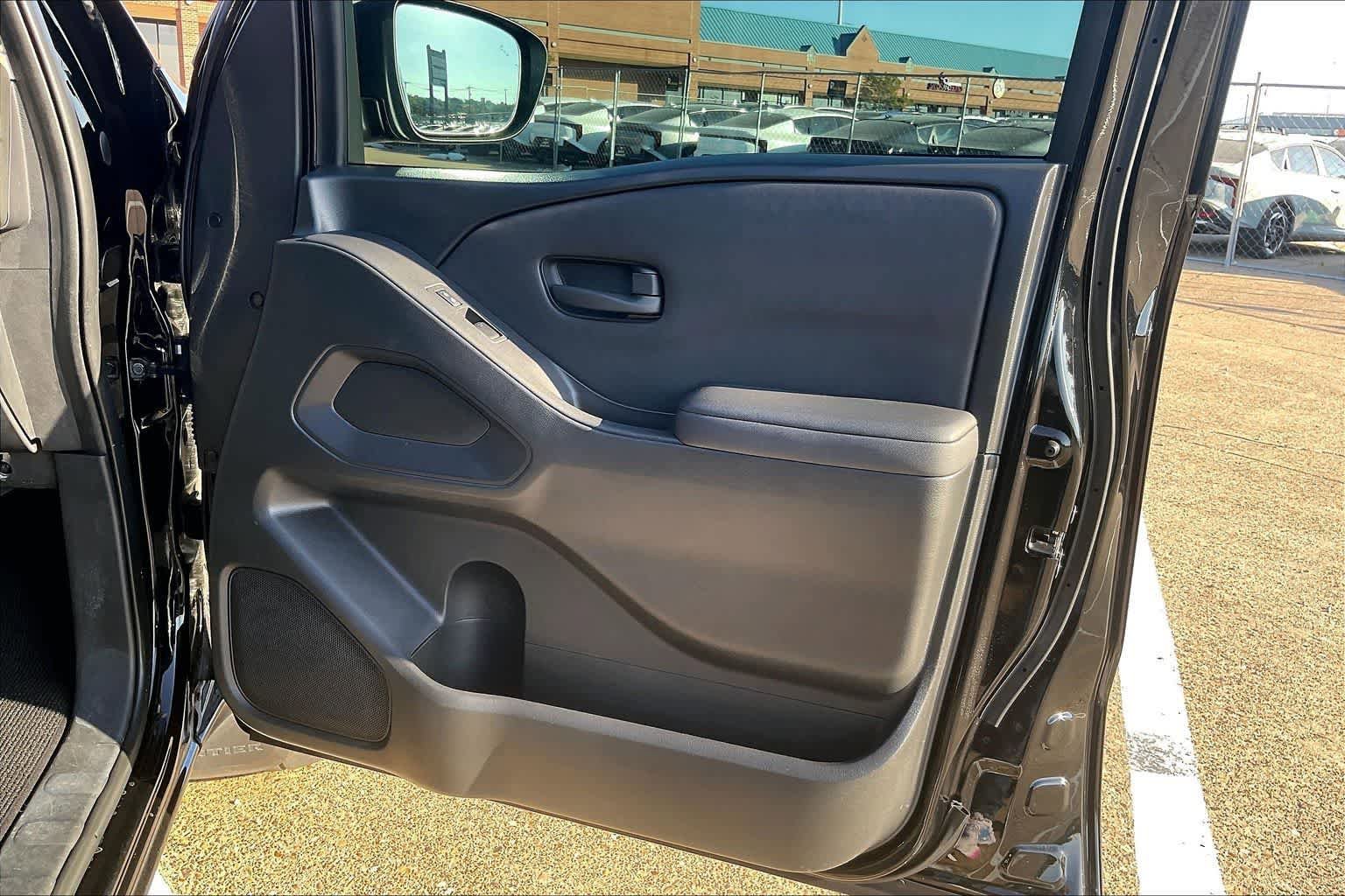 Used 2022 Nissan Frontier S w/ Technology Package image 28