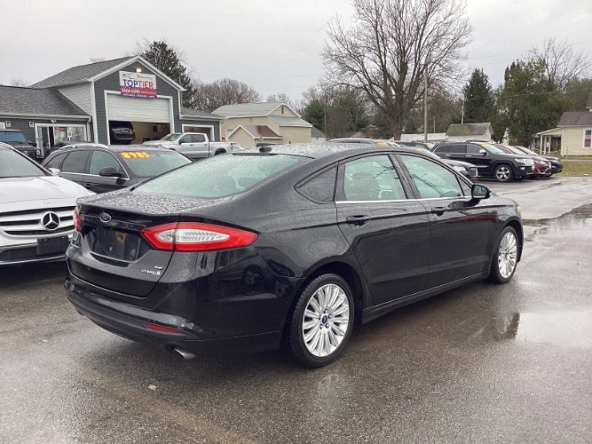 Used 2013 Ford Fusion SE image 3