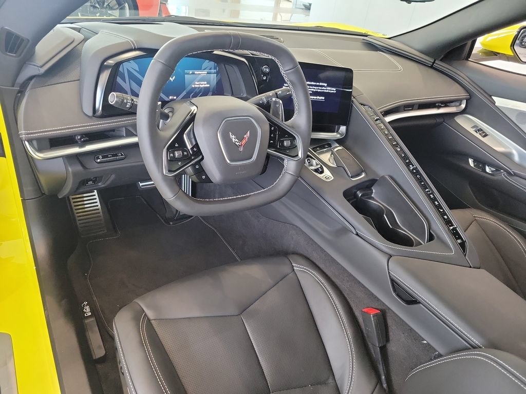 Used 2024 Chevrolet Corvette Stingray Preferred Conv w/ Z51 Performance Package RWD image 19