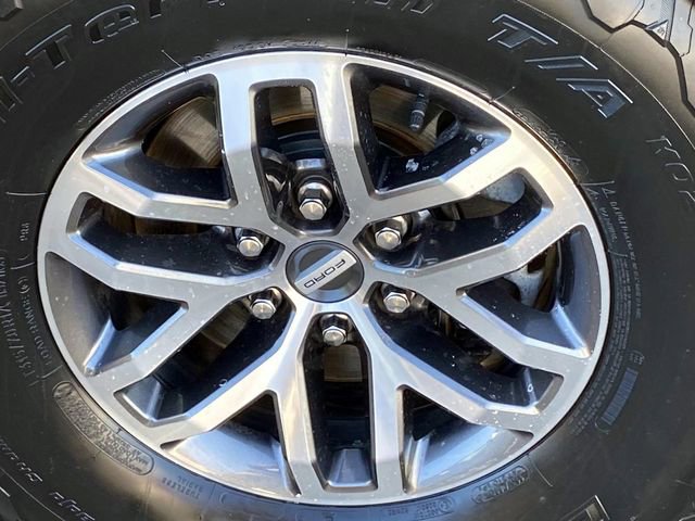 Used 2018 Ford F150 Raptor w/ Equipment Group 802A Luxury image 35