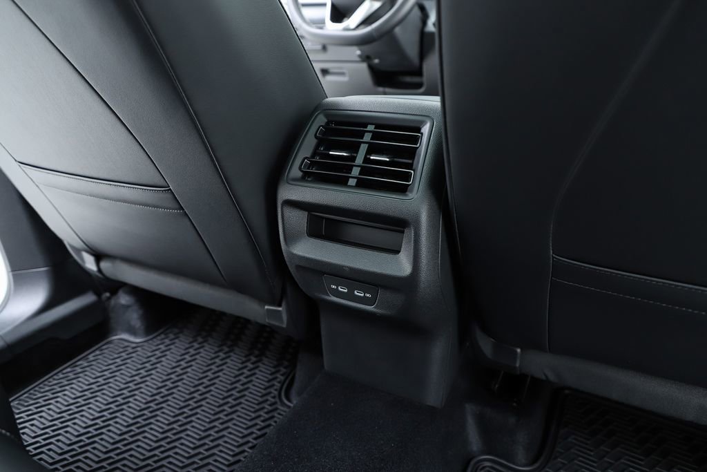 New 2026 Volkswagen Tiguan SE image 78