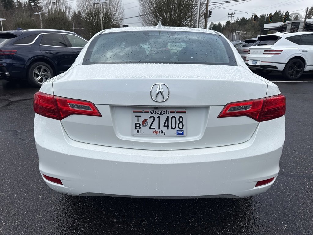 Used 2013 Acura ILX w/ Technology Package image 6