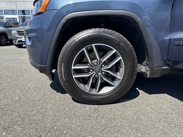Used 2019 Jeep Grand Cherokee Limited AWD/4WD image 28